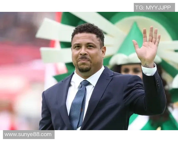 2025年最帅足球球星揭晓 谁将成为全球球迷心中的男神 2025年最帅足球球星揭晓 谁将成为全球球迷心中的男神