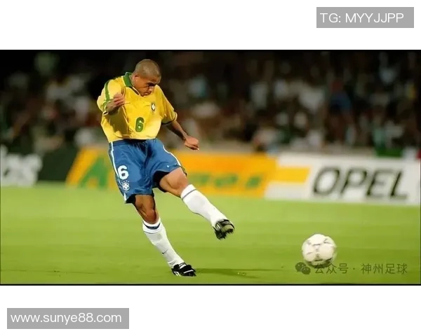 足球巨星集锦解说:盘点历史上最震撼的精彩进球与瞬间 足球巨星集锦解说:盘点历史上最震撼的精彩进球与瞬间