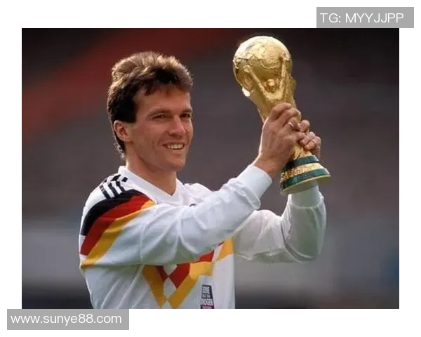 历史上最难超越的足球巨星是谁他的传奇成就为何无人能及 历史上最难超越的足球巨星是谁他的传奇成就为何无人能及