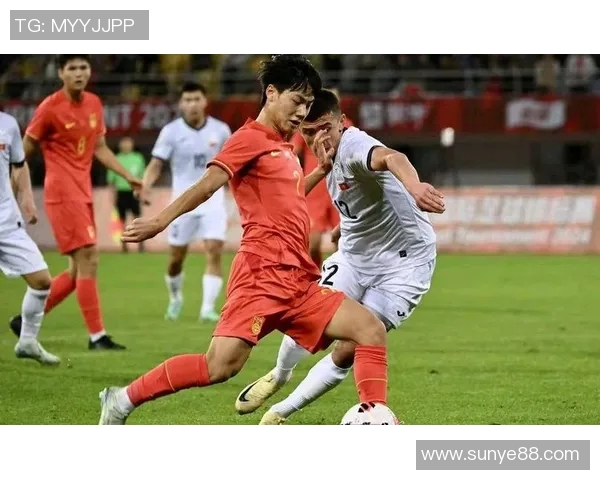 泰国足球历史上最杰出的球员是谁 他为国家队做出了哪些贡献 泰国足球历史上最杰出的球员是谁 他为国家队做出了哪些贡献